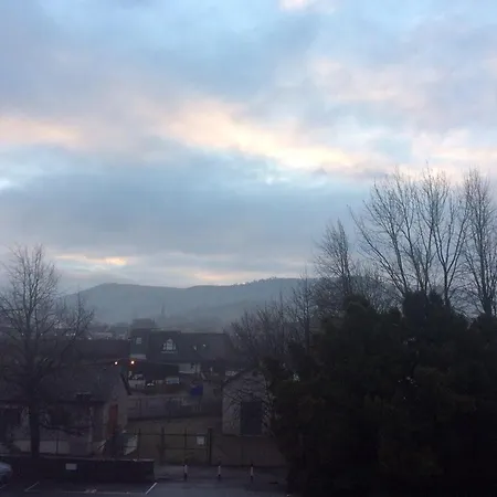 Apartment 9 Greta Grove House *