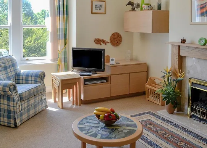 9 Greta Grove House * كيسويك